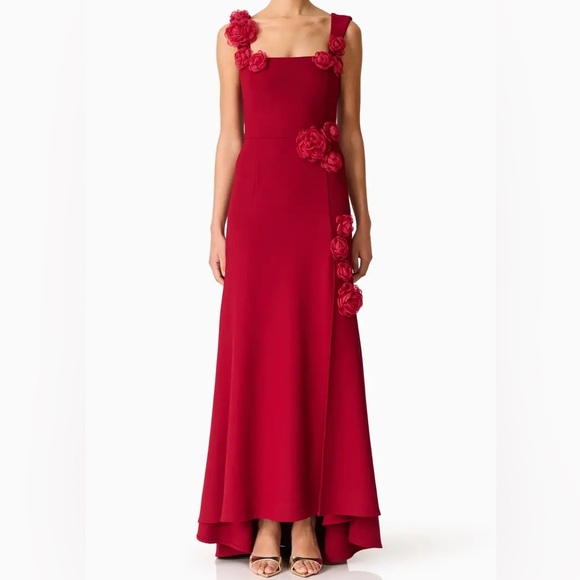 Elliatt Dresses & Skirts - NWT Elliatt Evanora Flower Appliqué Gown Red Sz Large